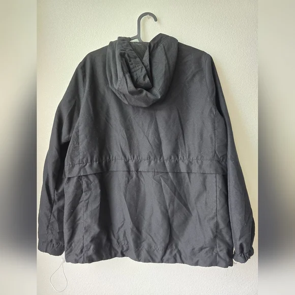 Forever 21 Black Rompe Vientos Jacket With Details of Adjustment to Sides - Picture 9 of 11